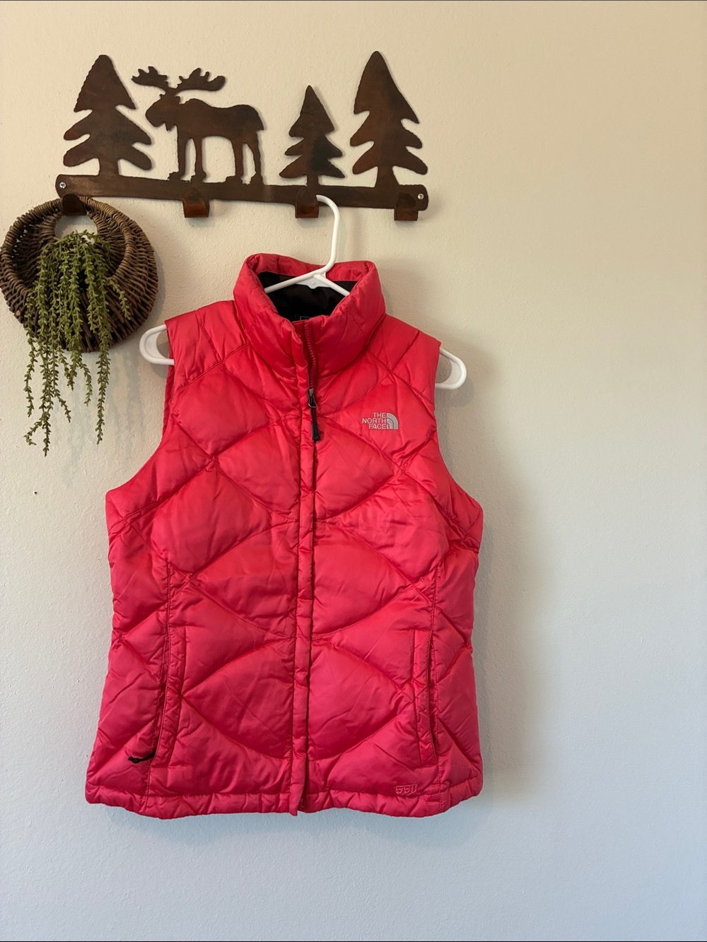 The North Face Women's 550 Down Vest Pink Diamond Quilted